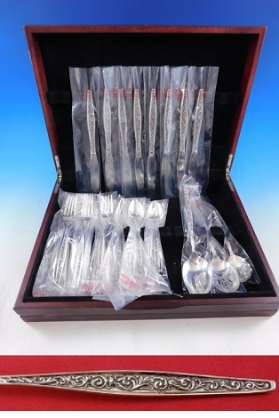 Renaissance Scroll by Reed and Barton Sterling Silver Flatware Set 35 pieces New
